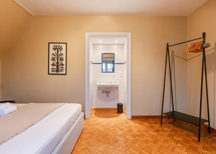 Вилла Huswell - Luxurious With Stunning Views!